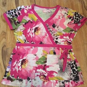 Koi scrub top XS